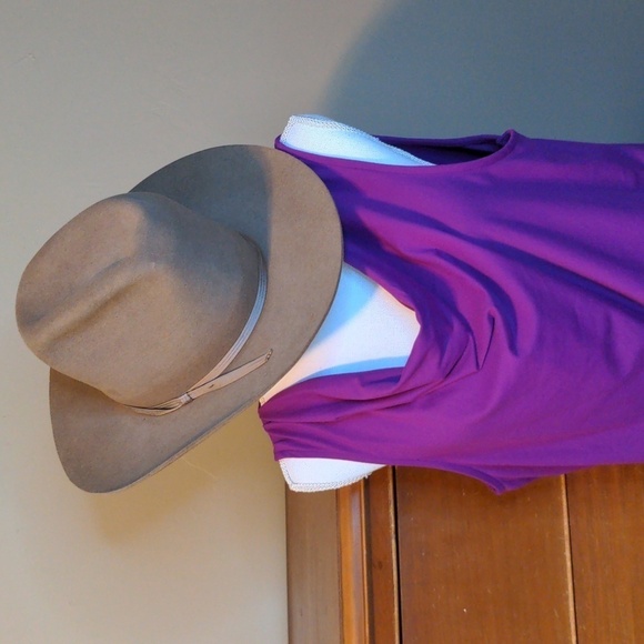 EDDIE BAUER MAGENTA Minimalist Sleeveless Blouse Top Shirt Size XL - Picture 2 of 13